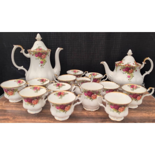 Royal Albert Old Country Roses Tea Set