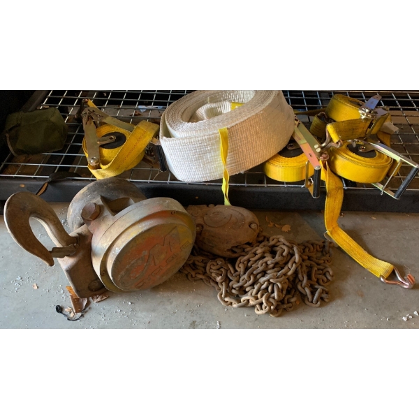 Cyclone Hoist w/ Assorted Tie Down Straps