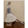 Image 4 : LLADRO Porcelain Beautiful Ballerina Girl 15T