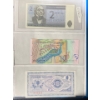 Image 10 : Paper Money from Around the World