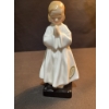 Image 10 : 4 Royal Doulton Porcelain Figurines