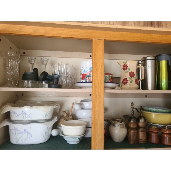 Iris Corningware, Onion Soup Bowls, Salt & Pepper Mills, Floral Vase & more