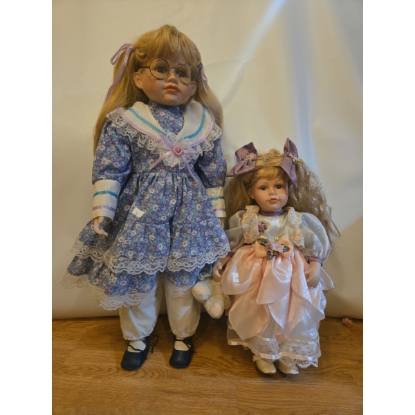 Porcelain Dolls: Big Sister, Little Sister. Tallest is 25T 