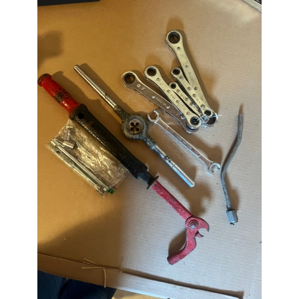 Westward ratcheting box wrenches, harmonic balancer, vintage Crescent Giant