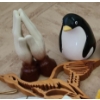 Image 5 : Ceramic Smurf 9 T, Bunny Salt/ Pepper Shakers, Dog Glasses Holder, Metal Plant Stand 14 T and More!
