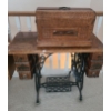 Image 1 : Vintage Singer JA374107 Machine w/ Table 33 W (w/ Folding Left Side Open 45 W), 16 D, 29 T 