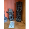Image 3 : Lovely Hawaii Carvings (11T), Inuit Inukshuk Stone Carving, Inuit Woman, Decorative Glass 