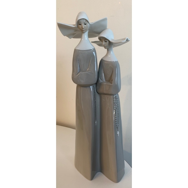 LLADRO Porcelain Sister Sisters 11T