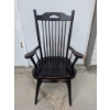 Image 11 : 6 Black Wood Windsor-Style Dining Chairs