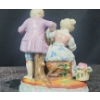Image 5 : A Pair of Collectible Figurines Lladro and  Sitzendorf