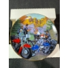 Image 7 : Harley Davidson Collection Incl. Model Bike (Light Damage), Book, Calendar, Plate 