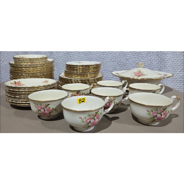 Gold Trim Grindley Made In England Tea Cups, Saucers + More China Set