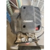 Image 5 : Husky Portable Air Compressor with 20-Gallon Tank