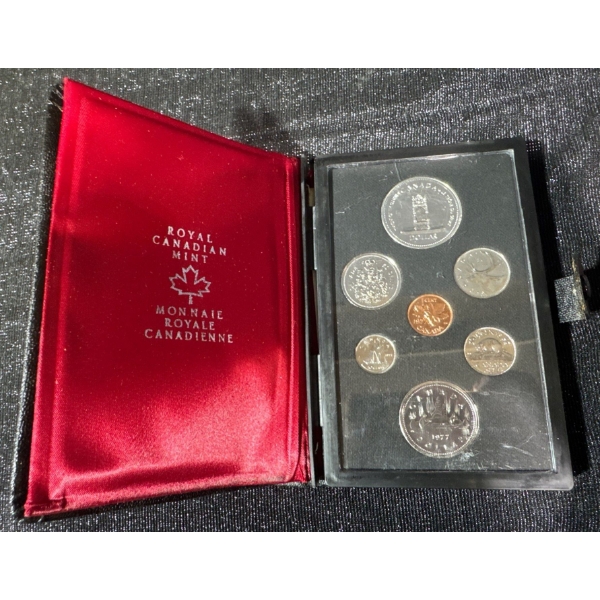 1977 Royal Canadian Mint Elizabeth II Silver Jubilee Double Dollar Prestige Set