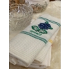 Image 2 : Kitchenware and Home Items, Featuring Mugs, Plates, and Decor