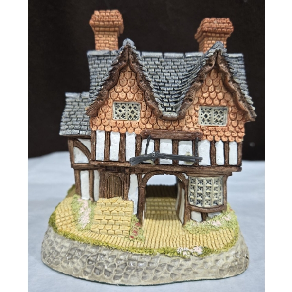 The Midlands Collection 'Gunsmiths Cottage'  By David Winter 