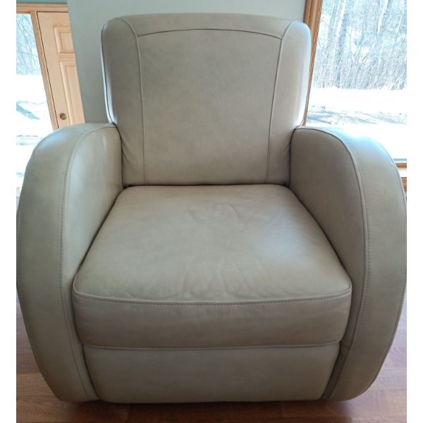 Cottswood Gorgeous Beige Leather Swivel Chair - 29W, 35D, 32T 