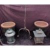 Image 1 : Outdoor Garden Lot With 2 Ceramic Pots, 2 Metal Lanterns And Metal Hook Stand