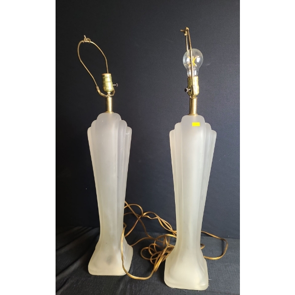 Pair of Paolo Gucci Frosted White Lamps 6 W, 6 D Base, 33 T to Top of Finial 