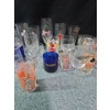 Image 4 : Glasses, Cups, and Mugs