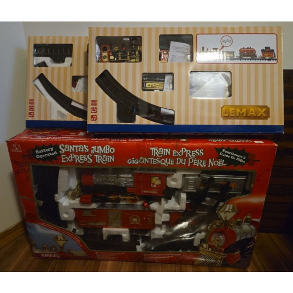 Santas Jumbo Express Train Set battery Operated + Lemex Train Sets 