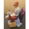 Image 2 : Avon's 100- 1986 President's Club Albee Award Figurine