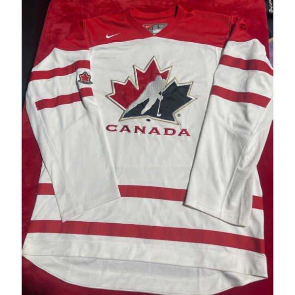 Nike Team Canada Jersey 1982-2012