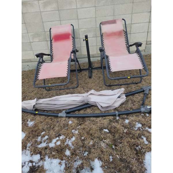 Sun Soaked Folding Lawn Loungers w/ Standing Umbrella