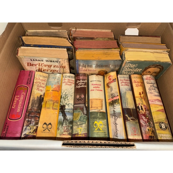 Vintage Romance & Love Novels - Written in German 