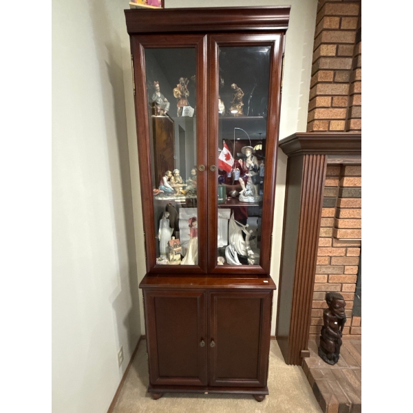 Mahogany 28W x 18D x 80T