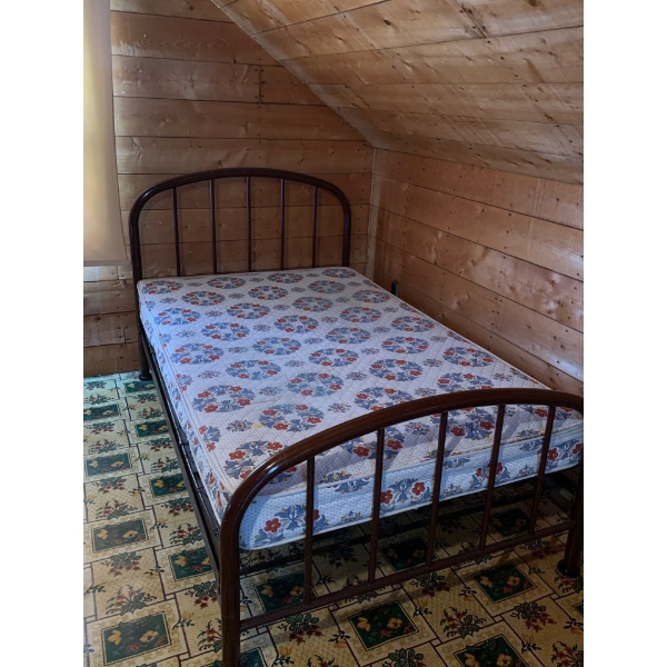 Double Metal Bed (48W, 77D, 44T) Metal 