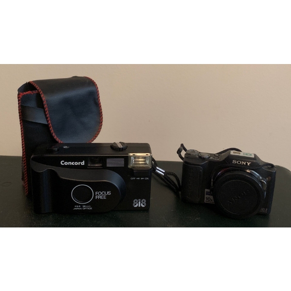 Sony Digital Still Camera Mo.DSC-820 w/ Concord Focus Free Japan Optic