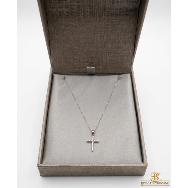 Diamond Cross Pendant In 10K White Gold 1.20G
