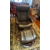 Image 2 : Genuine Leather IMG of Norway Chair 27x29x42 w/ Ottoman