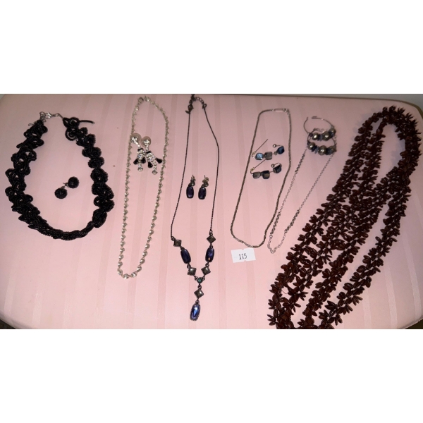 Collection of Fashion Jewelry For Everyone