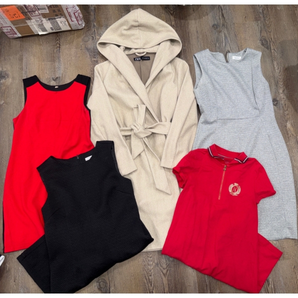 Ladies Spring/Summer Clothing Size Small