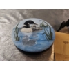 Image 6 : The Lighthouse Keeper's Daughter Collectible Plate, Decoupage Wooden Purse and More 