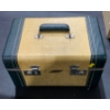 Image 3 : Vintage Toiletries Travel Case, includes contents