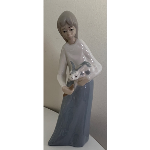 Casades Porcelain  Girl w/ Little Friend -  9T   
