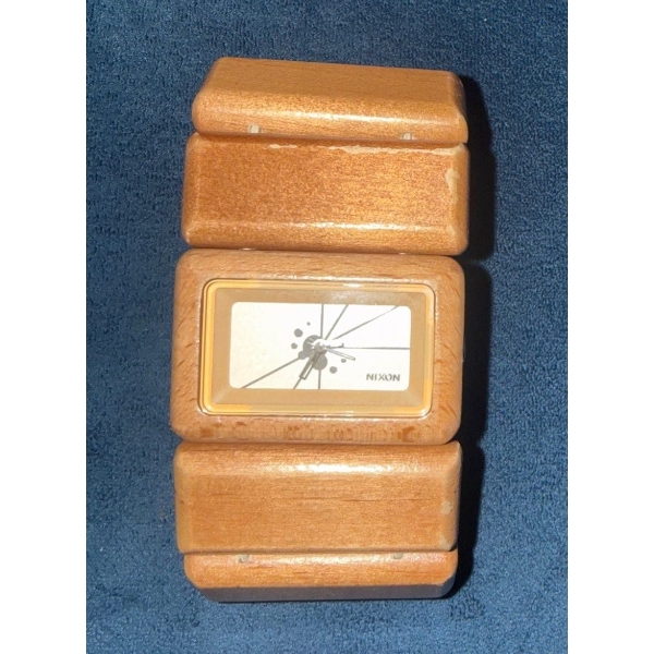 NIXON -'The Vega' Ladies Bracelet Watch 8H Japan Movement 