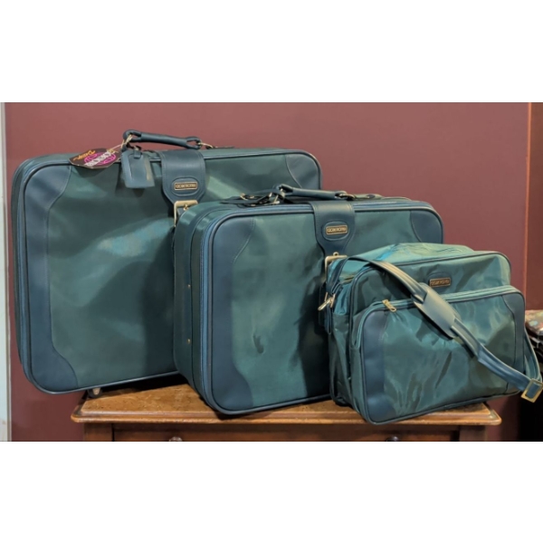 New Vintage 3 Piece Globetrotter Luggage Set - Travel In Style!!