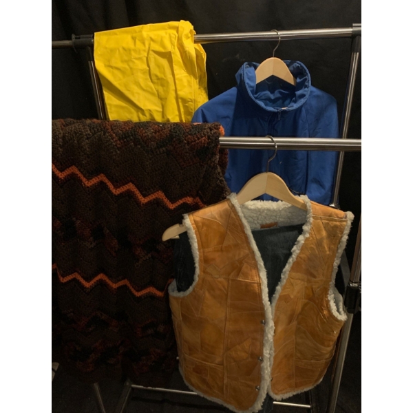 Mens Clothing Collection (L);  Vest, Jeans, Olympic Jacket, Rain Pant, Blanket, Plus Clothing Rack