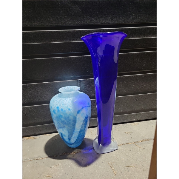 Stunning Cobalt Blue Cavalier Glass Vase w/ Large Murano Scavo Art Vessel 
