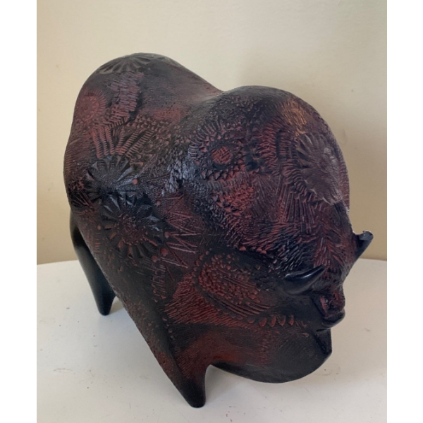 Stone Etched Buffalo Idol 8L Very Heavy