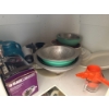 Image 2 : Misc. Kitchen Cupboard Contents 