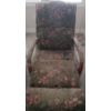 Image 4 : Lazy Boy Reclining Chair w/ Floral Print  27" x 32" x 48" tall