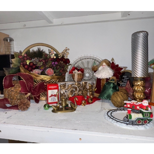 Christmas Decorations Including Stunning Gold Tree Topper Star