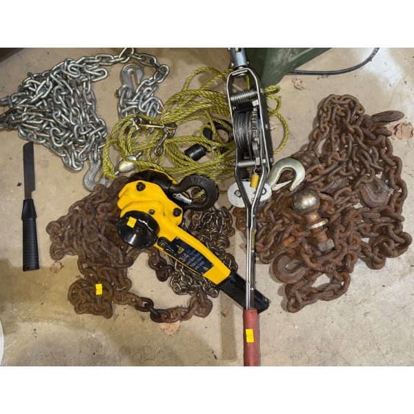 3/4 Tonne Powerfist Lever Chain Hoist w/ Chains & More 