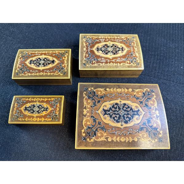 Antique Italian Marquetry Nesting Boxes - Fit inside each other - Mint 4 - 7 L