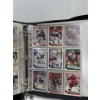 Image 4 : Binder of Upper Deck 1993 Hockey Cards